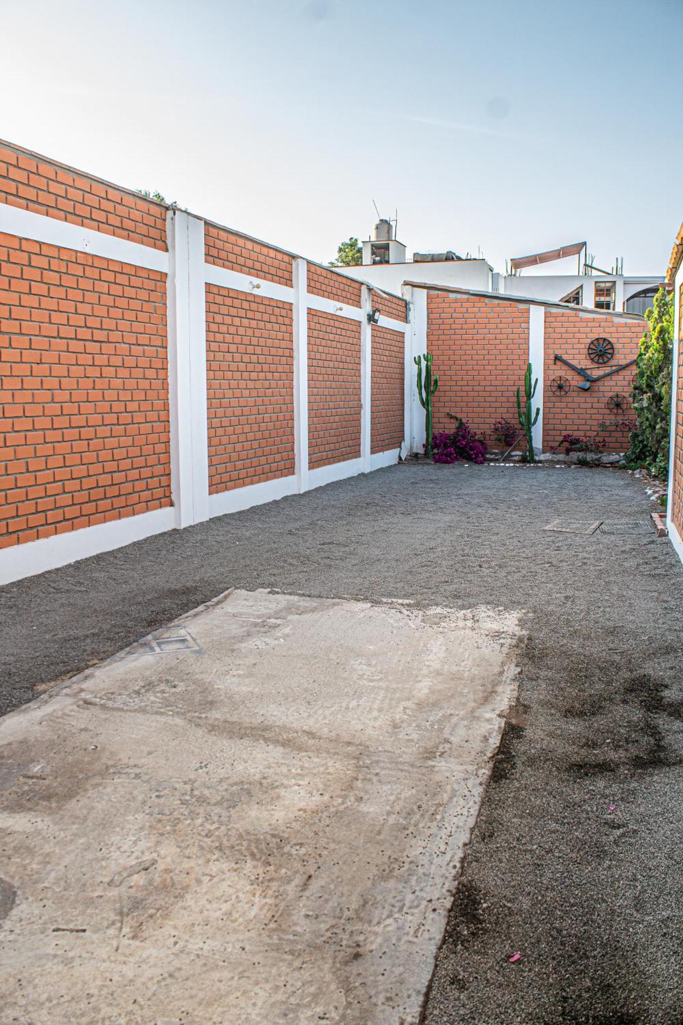 Huacachina Desert House