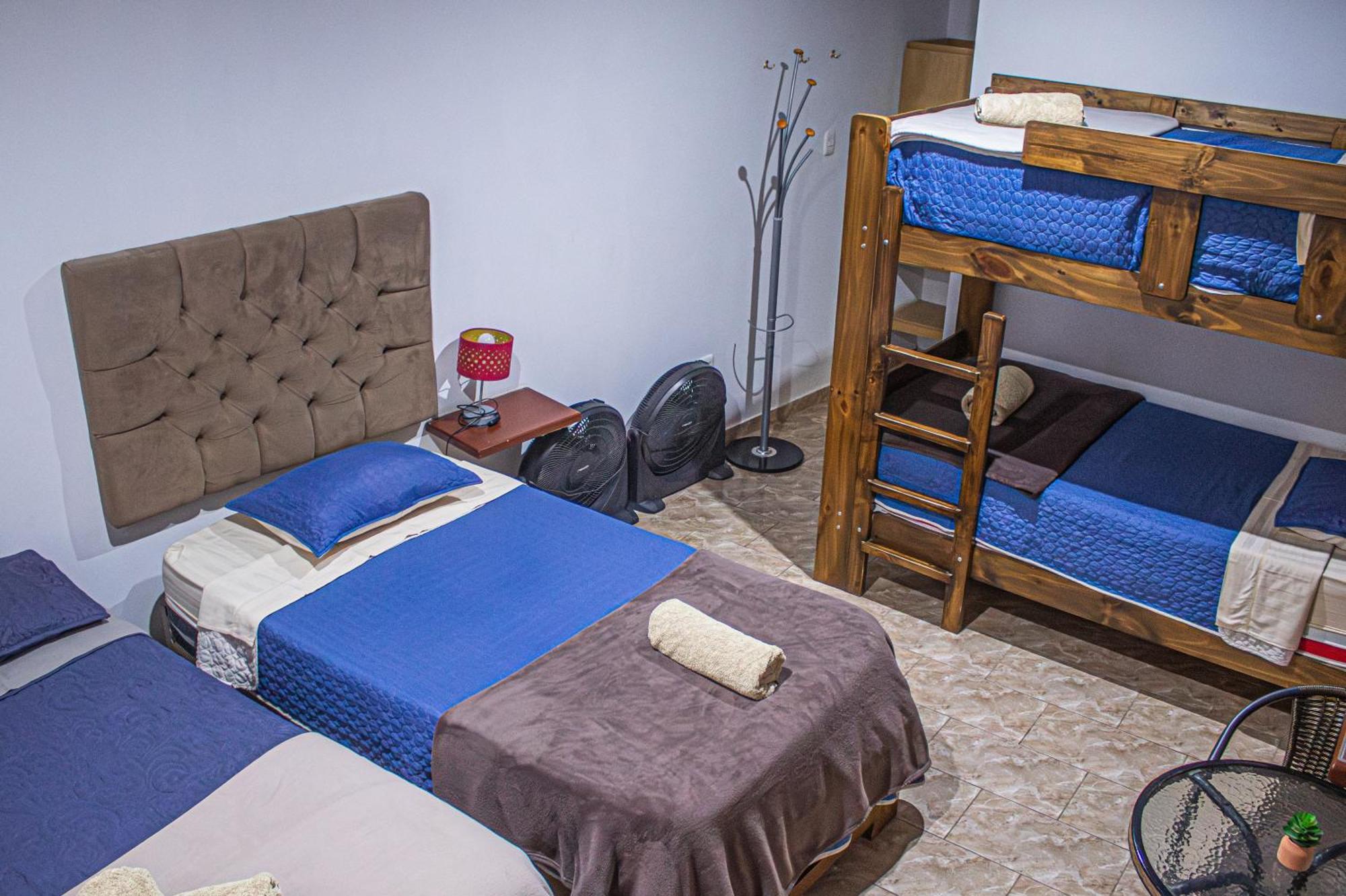 Huacachina Desert House Hotel 2*