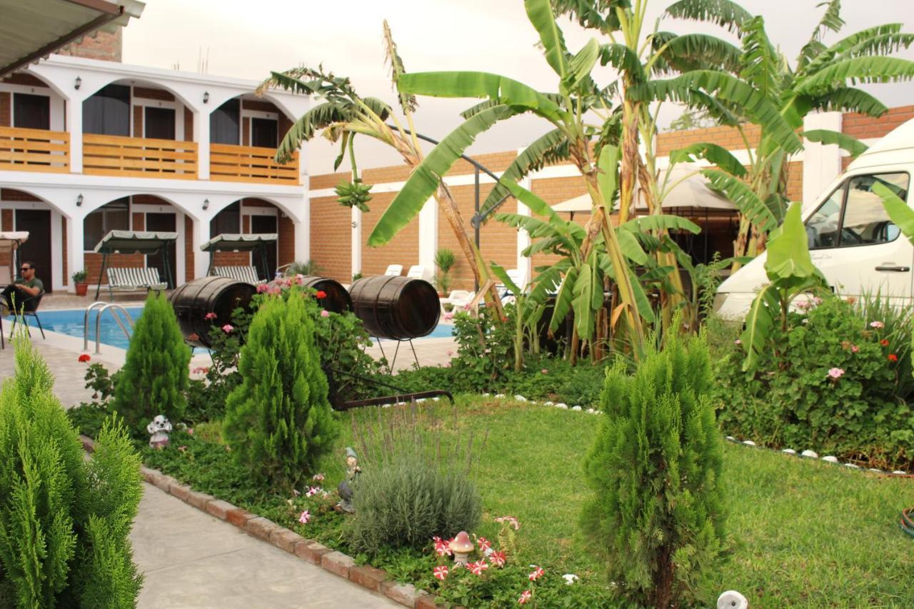 Huacachina Desert House Hotel 2*